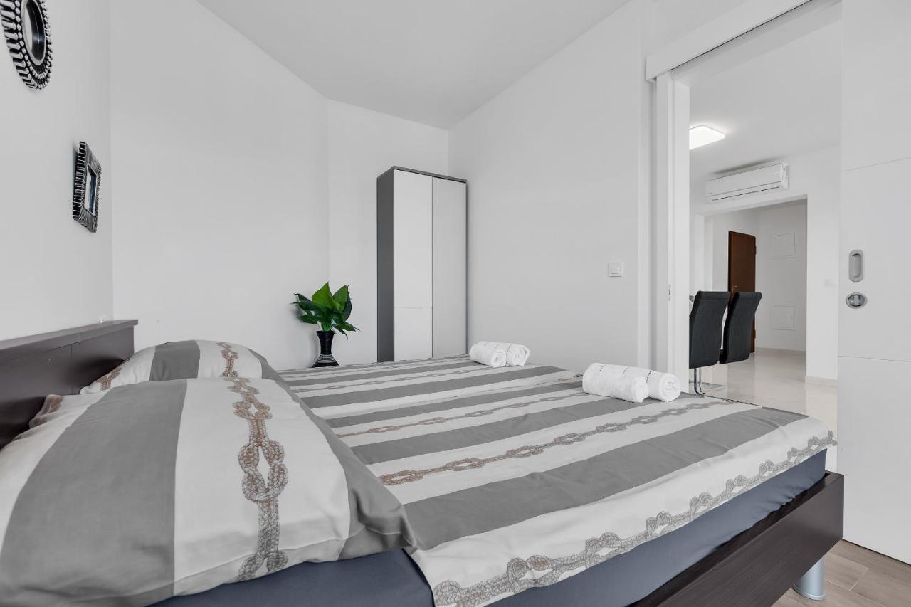 Apartment Navis, Sea View Makarska Ngoại thất bức ảnh