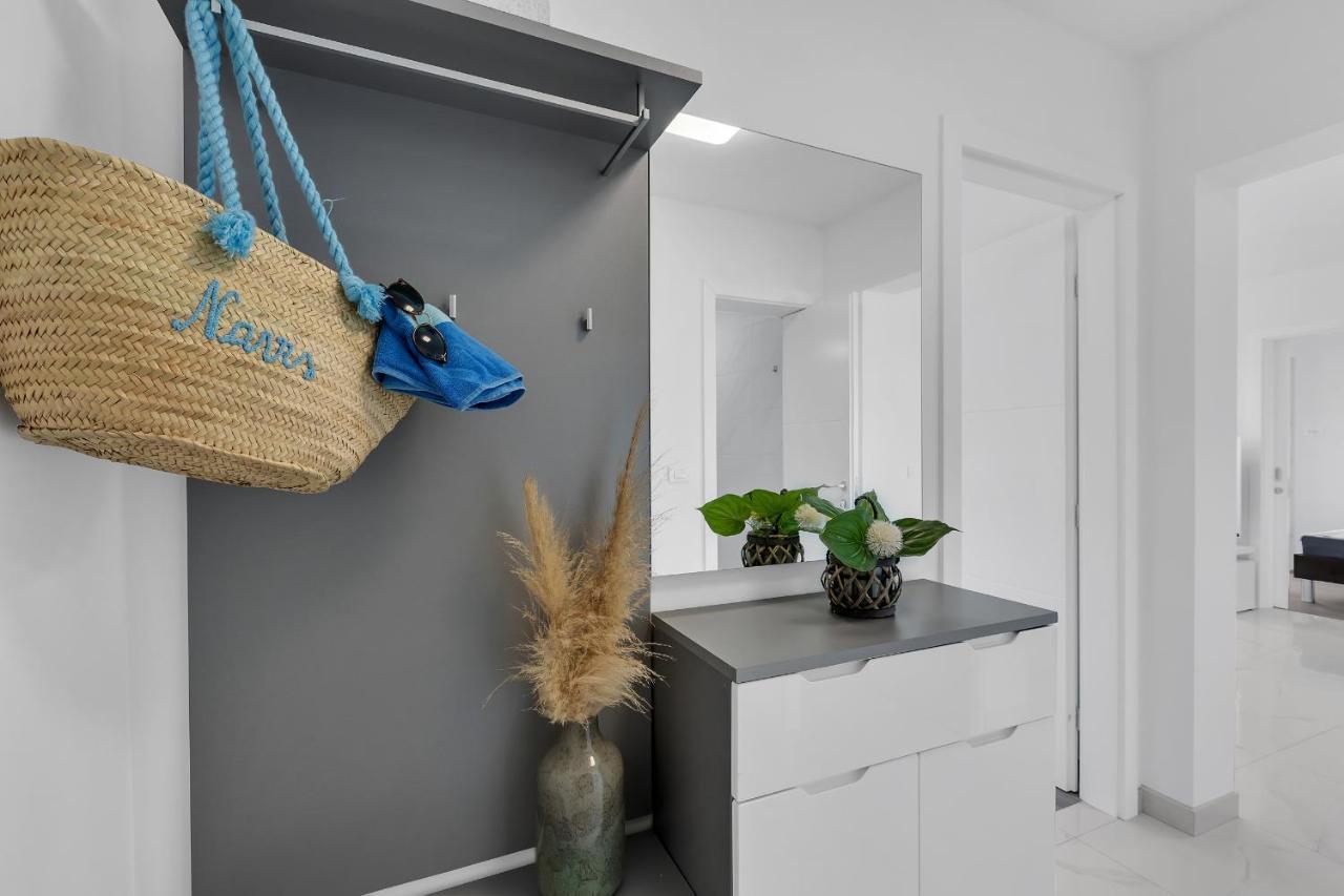 Apartment Navis, Sea View Makarska Ngoại thất bức ảnh